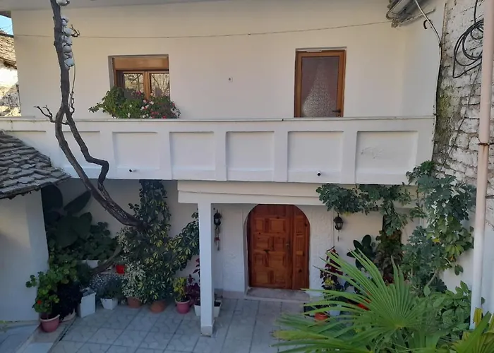 Pensión Sokolli Gjirokastër