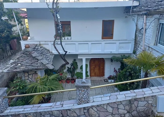 Sokolli Gjirokastër